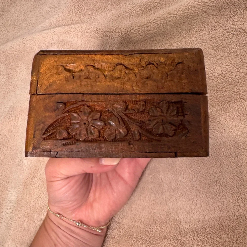 Hand Carved Floral Wood Trinket Jewelry Box Boho Whimsygoth India Brass Inlay